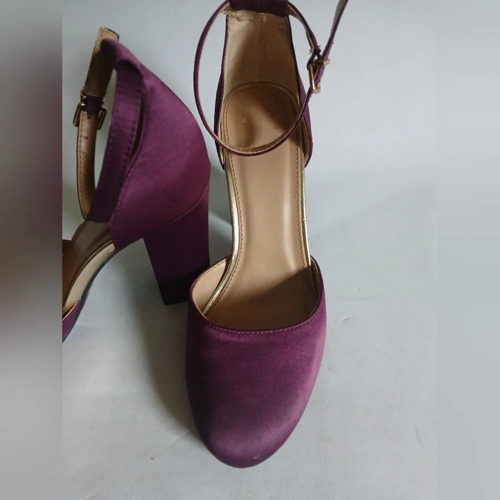 Women's A New Day burgundy fabric ankle strap heeled shoes Sz7M thick heel - Picture 6 of 16